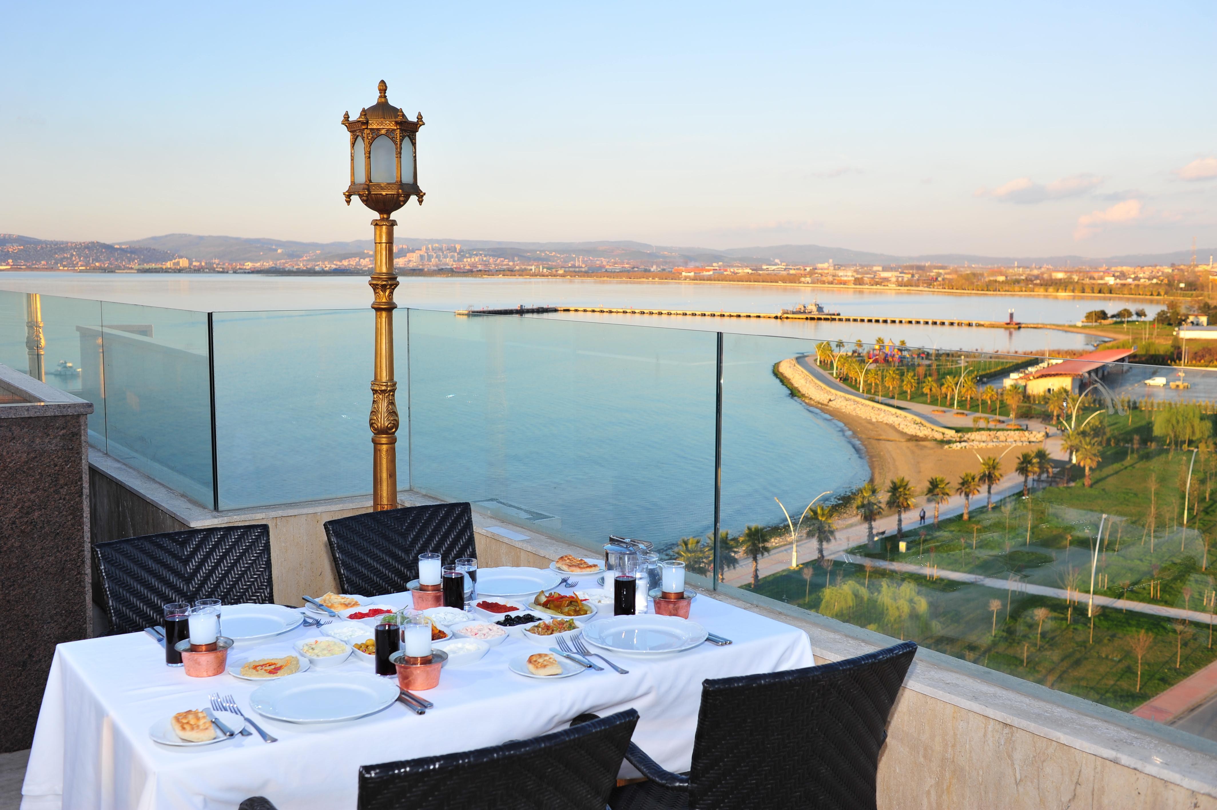 Wellborn Luxury Hotel Коджаэли Экстерьер фото