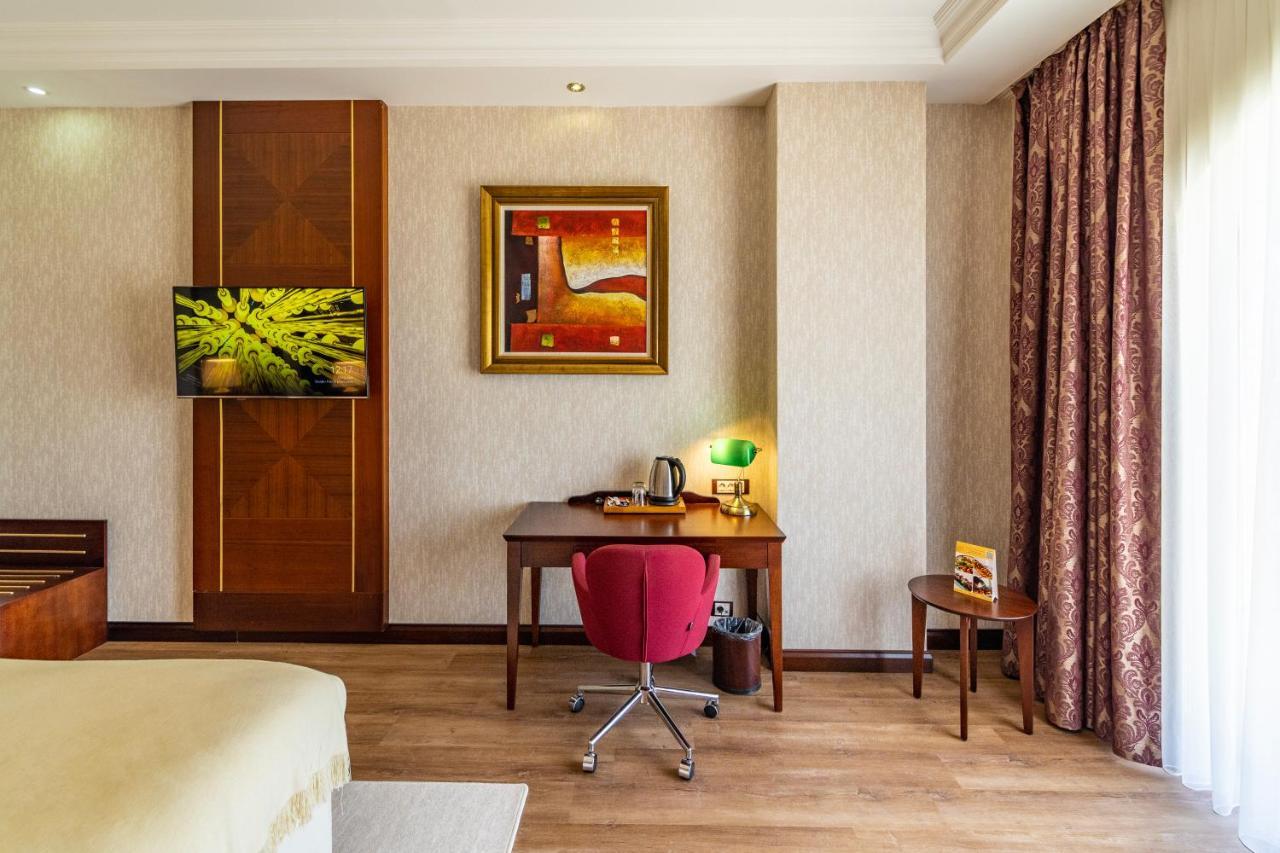 Wellborn Luxury Hotel Коджаэли Экстерьер фото