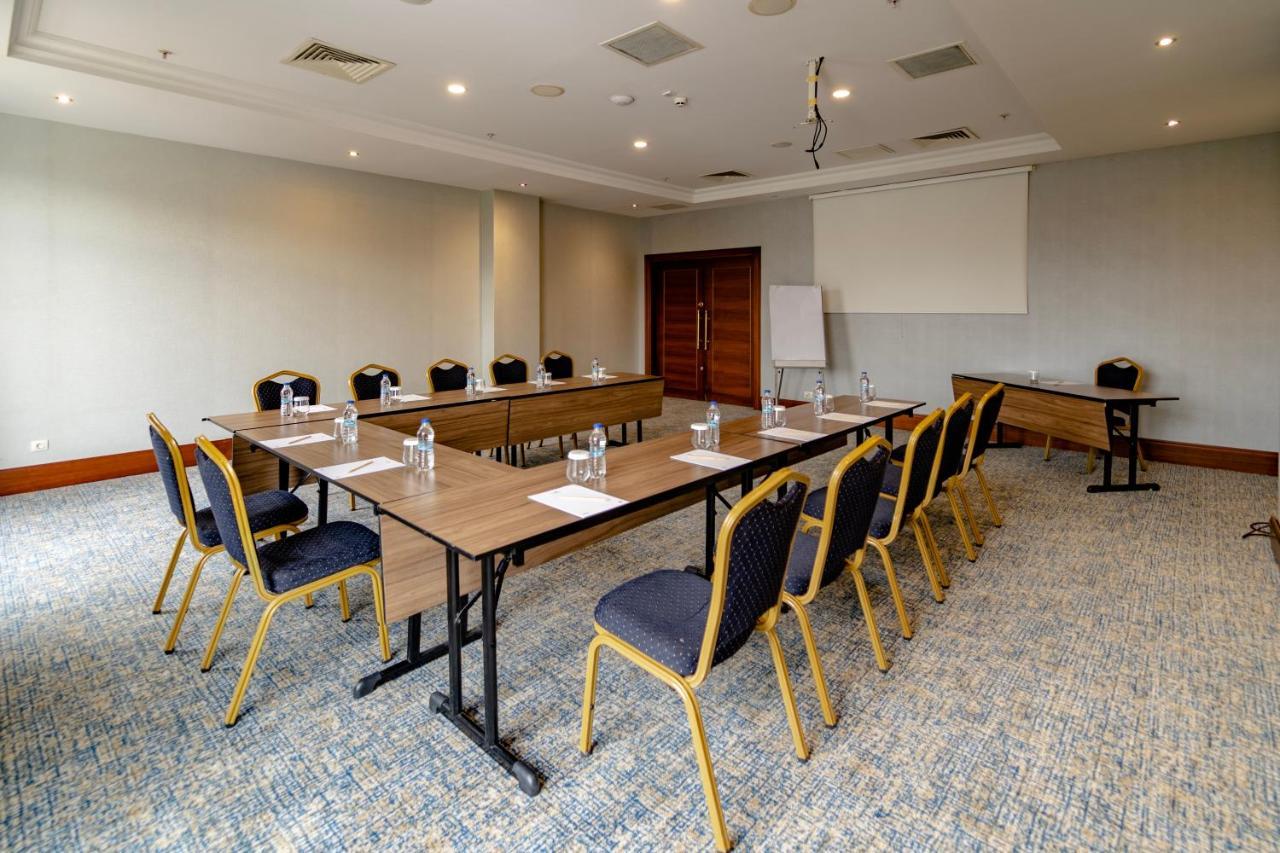Wellborn Luxury Hotel Коджаэли Экстерьер фото